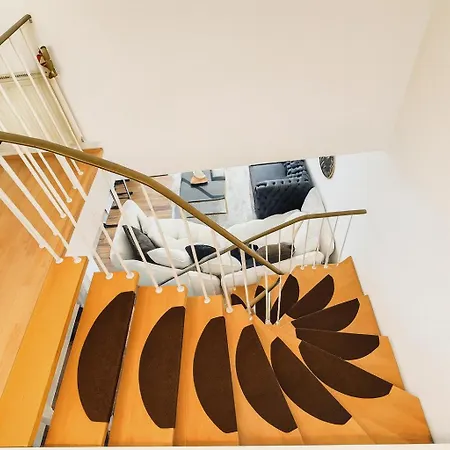 Appartamento Self-check-in In Mit Parkplatz Nahe Messe, Frankfurt Und Flughafen *