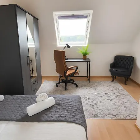 Self-check-in In Mit Parkplatz Nahe Messe, Frankfurt Und Flughafen * Bad Vilbel