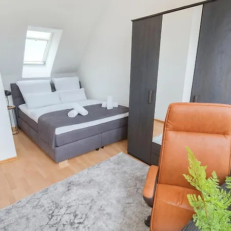 Apartment Self-check-in In Mit Parkplatz Nahe Messe, Frankfurt Und Flughafen *