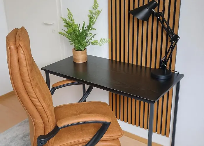 Self-check-in In Mit Parkplatz Nahe Messe, Frankfurt Und Flughafen